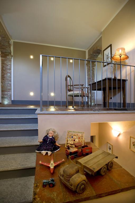 Agriturismo Cascina Monchiero บรา ภายนอก รูปภาพ