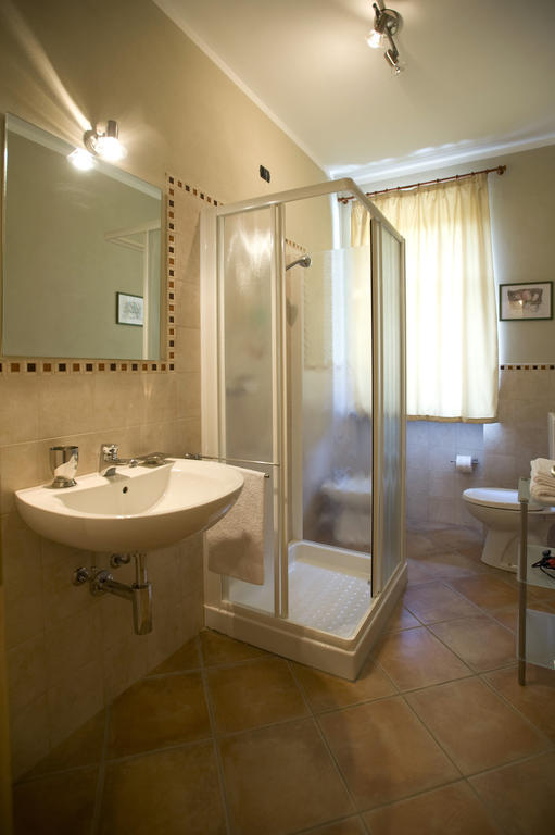 Agriturismo Cascina Monchiero บรา ห้อง รูปภาพ