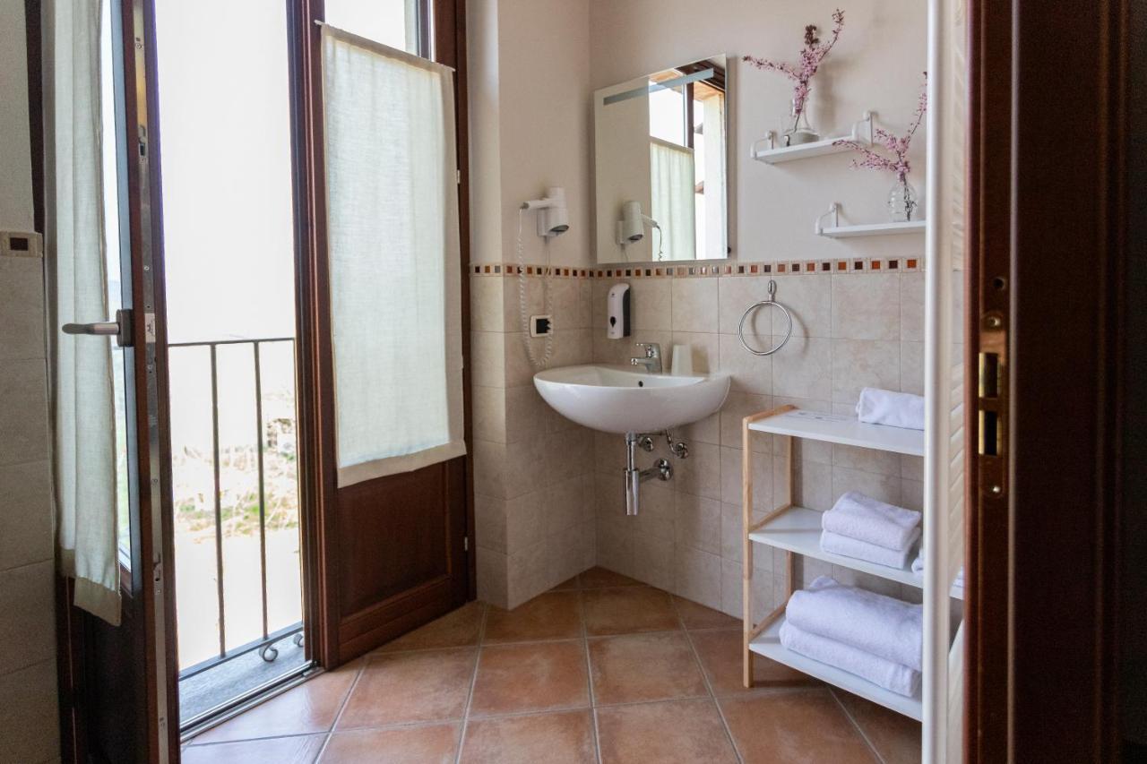 Agriturismo Cascina Monchiero บรา ภายนอก รูปภาพ