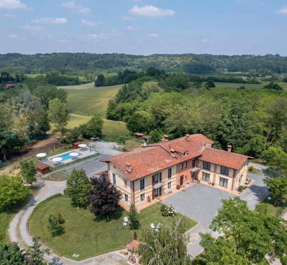 Agriturismo Cascina Monchiero บรา ภายนอก รูปภาพ