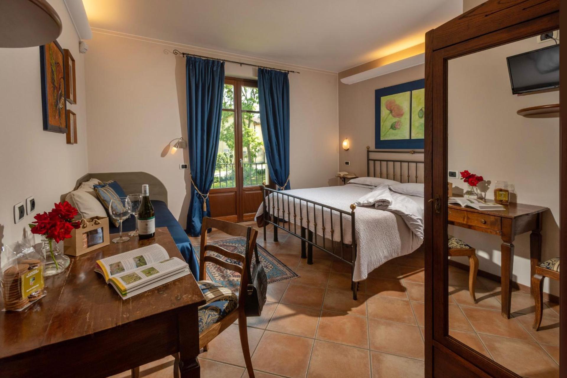 Agriturismo Cascina Monchiero บรา ภายนอก รูปภาพ